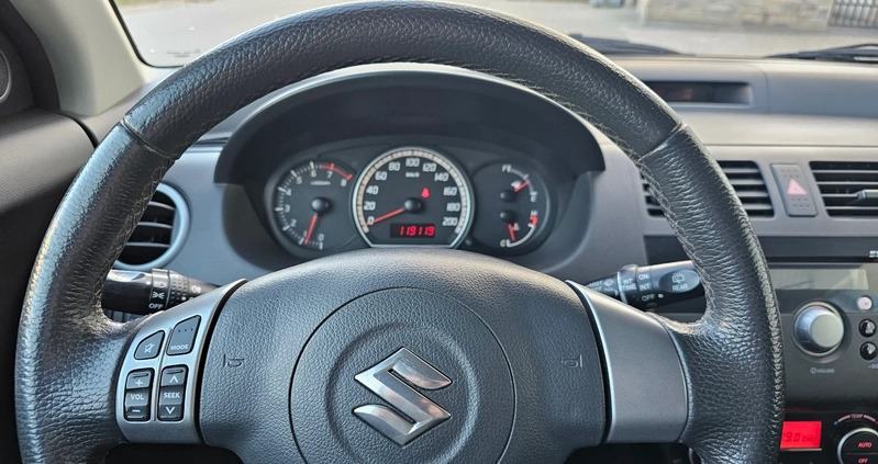 Suzuki Swift cena 13900 przebieg: 119000, rok produkcji 2010 z Sokołów Małopolski małe 529